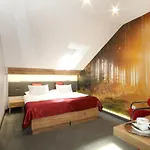 Hotel Straznice 3*