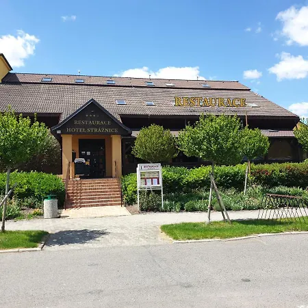 ホテル Hotel Straznice
