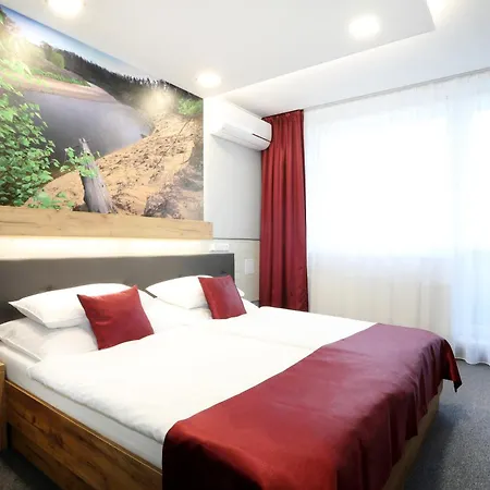 Hotel Strážnice 3*