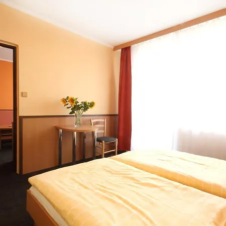 Hotel Straznice 3* Straznice