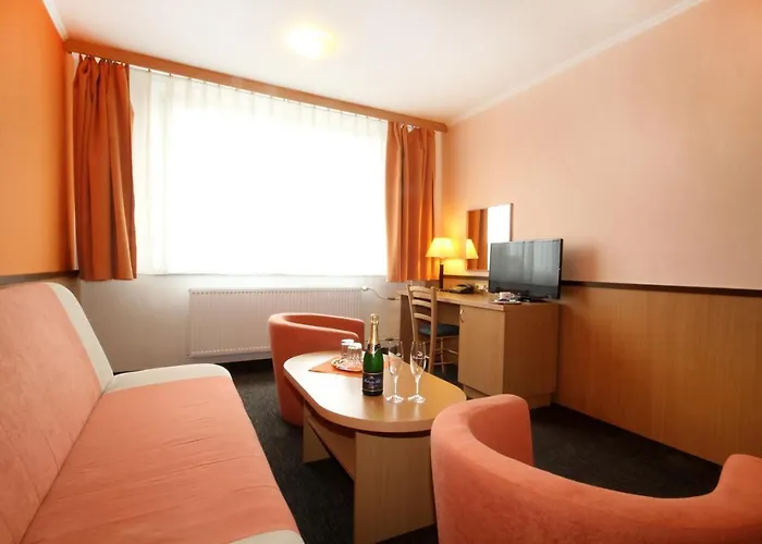 Hotel Straznice Hotel 3*