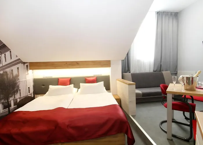 Hotel Strážnice 3*